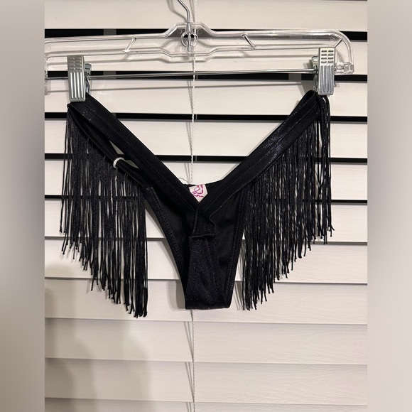 🛍️ Miner Creations  One Size Fringe bottom. (bikini bottom)? Don’t know - Picture 7 of 7